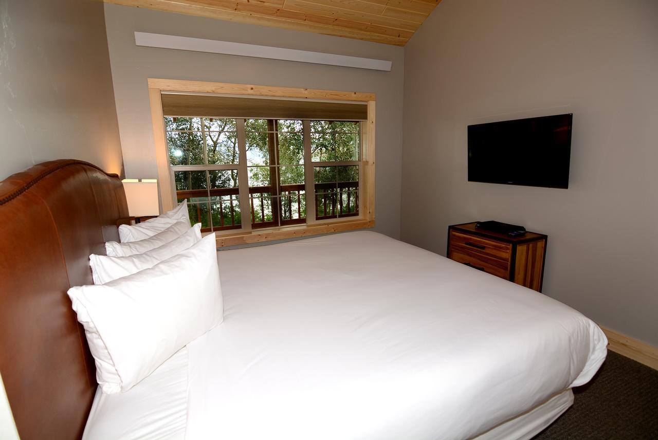 Lakeside Lodge Resort And Marina Pinedale Bagian luar foto